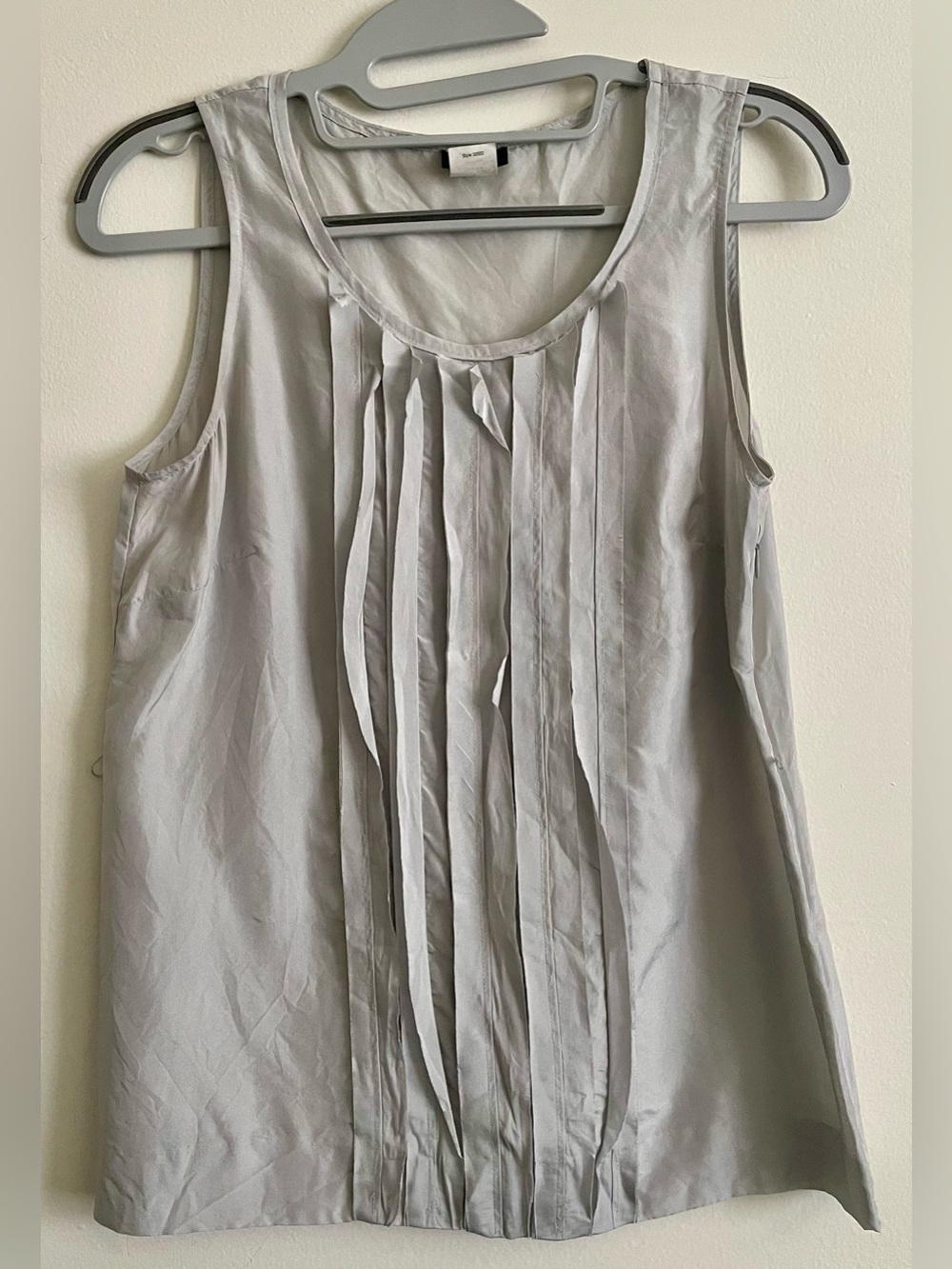 📐 J. Crew 100% Silk Light Gray Pleated Sleeveless Camisole 📐